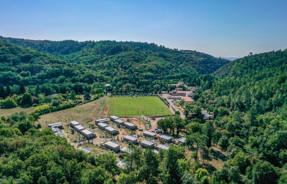 camping avec terrain de padel en Ardeche